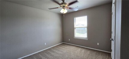 5007 SW Fieldstone Blvd in Bentonville, AR - Building Photo - Building Photo