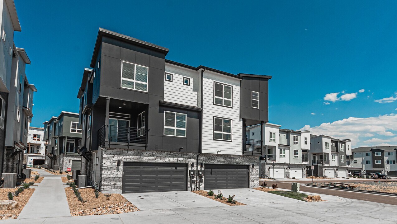 10653 Columbite Hts in Colorado Springs, CO - Foto de edificio