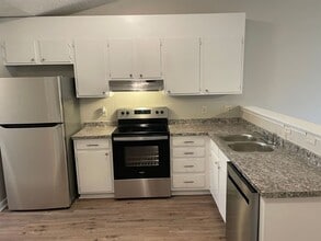 American Ave NE in Concord, NC - Building Photo - Interior Photo
