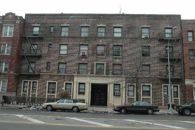 1532 Ocean Avenue in Brooklyn, NY - Foto de edificio - Building Photo