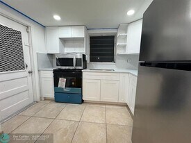 5800 Margate Blvd in Margate, FL - Building Photo