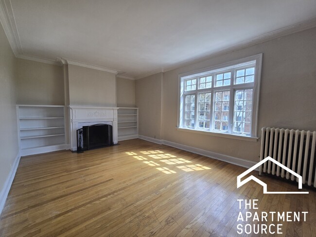 property at 1456 Oak Ave