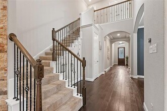 348 Prairie Ridge Ln in Lewisville, TX - Building Photo - Building Photo