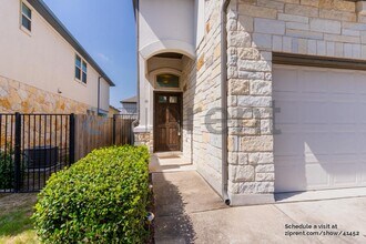 3240 E Whitestone Blvd in Cedar Park, TX - Building Photo - Building Photo
