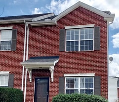 4007 Clinton Ln in Spring Hill, TN - Building Photo