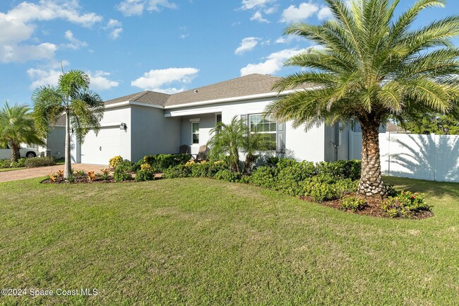 4832 Shannock Ave in Merritt Island, FL - Building Photo - Building Photo