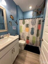 236 Camellia Dr in Gonzalez, FL - Building Photo - Building Photo