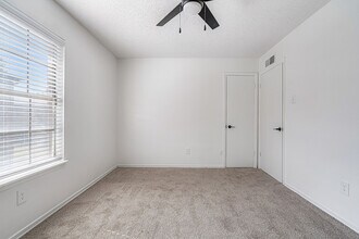 ReNew Bartlett Village in Memphis, TN - Foto de edificio - Building Photo