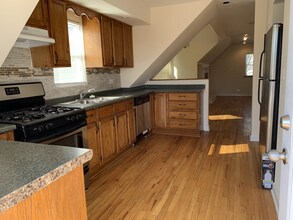 3755 N Christiana Ave, Unit 2 in Chicago, IL - Building Photo - Building Photo