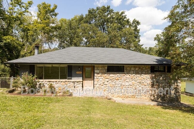 property at 730 Roberta Dr