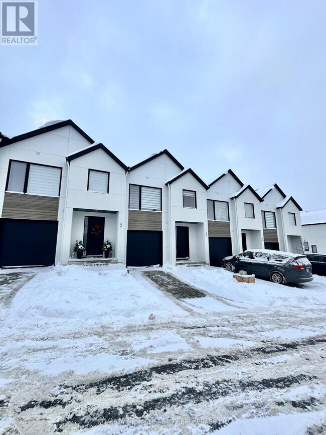 1965 Upperpoint Gate in London, ON - Building Photo - Building Photo