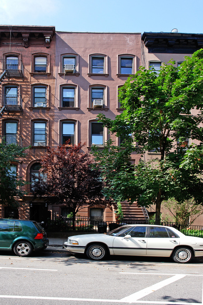 490 3rd St in Brooklyn, NY - Foto de edificio - Building Photo