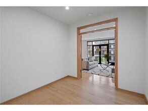3104 W Lake St in Minneapolis, MN - Building Photo - Building Photo