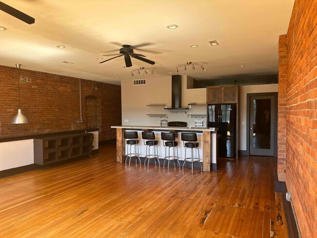 property at 466 Main St