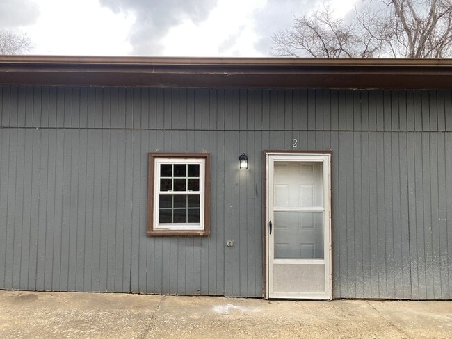 8088 Blue Springs Pkwy in Mosheim, TN - Building Photo - Building Photo