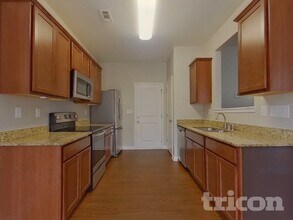 2062 Aragon Lane in Gastonia, NC - Building Photo - Building Photo