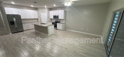 404 NE 24TH Pl in Cape Coral, FL - Building Photo - Building Photo