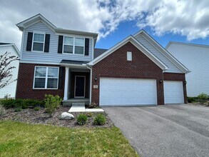 241 Sunstone Ln in Delaware, OH - Building Photo - Building Photo