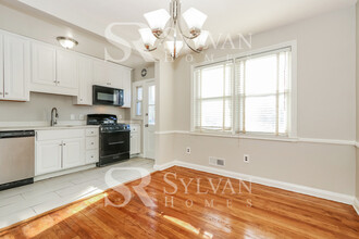 8363 Hillendale Rd in Parkville, MD - Building Photo - Building Photo