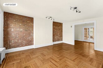 95 Clinton Ave in Brooklyn, NY - Building Photo - Building Photo
