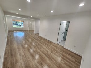 7665 Machrea St in Tujunga, CA - Building Photo - Building Photo