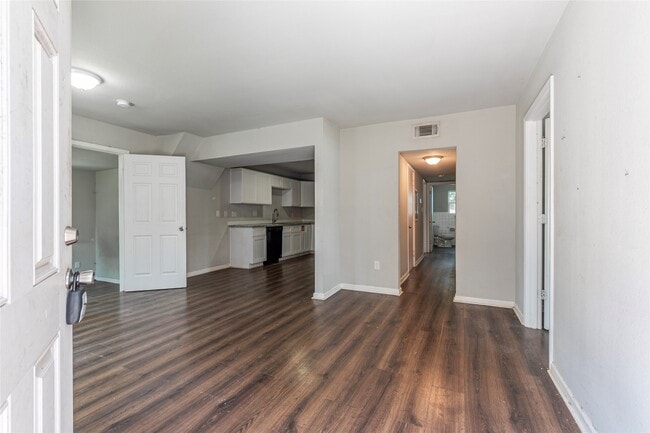 property at 2801 Virginia St