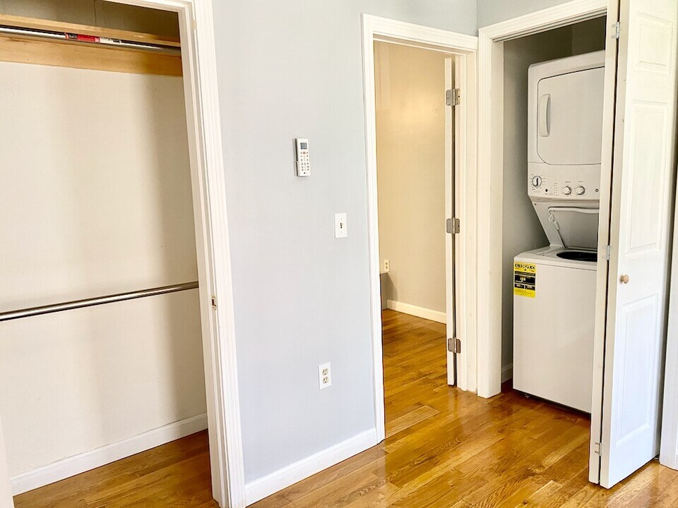 235 N Beacon St in Boston, MA - Building Photo