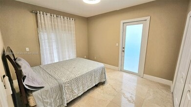 13900 SW 153rd Pl in Miami, FL - Building Photo - Building Photo