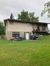 1618 Maple Grove Rd in Duluth, MN - Building Photo - Building Photo