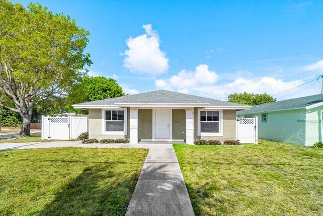 property at 4301 Greenwood Ave