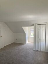 24 Sherwood Dr in Westport, CT - Building Photo - Building Photo