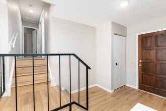 7426 S Quince Ct in Centennial, CO - Building Photo - Building Photo