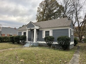 801 Bowen Cir in Memphis, TN - Building Photo - Building Photo