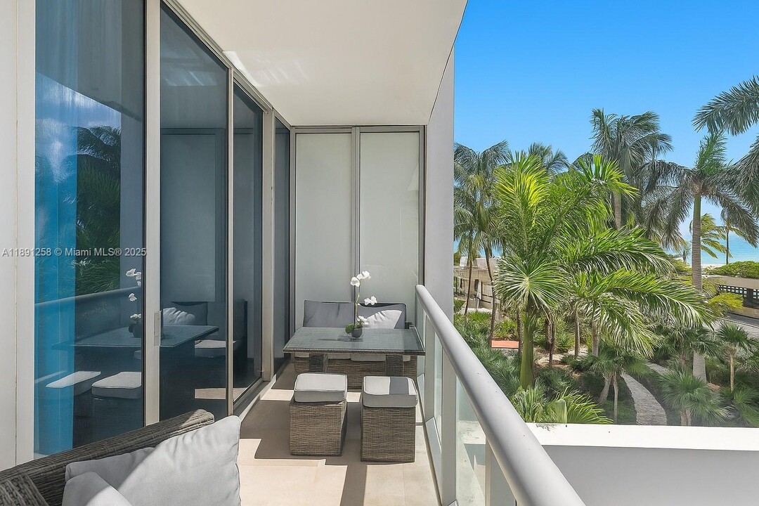 6799 Collins Ave in Miami, FL - Foto de edificio