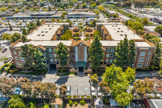 401 S Norfolk St in San Mateo, CA - Building Photo - Building Photo