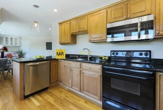 2 Fayette St, Unit 4 in Boston, MA - Building Photo - Building Photo