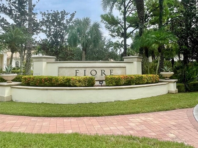 4202 Myrtlewood Cir E in Palm Beach Gardens, FL - Building Photo - Building Photo