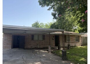 5923 Van Fleet St in Houston, TX - Building Photo - Building Photo