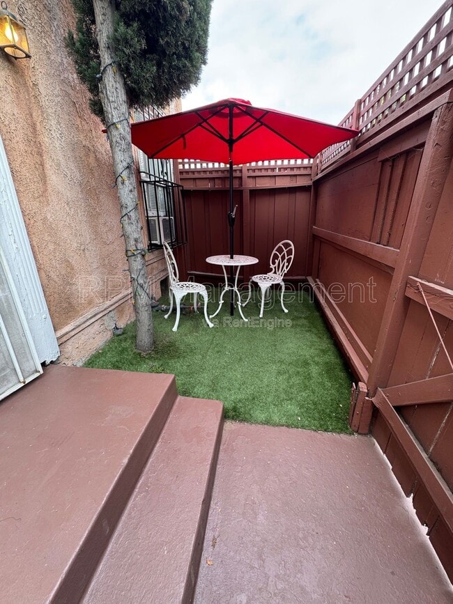 1781 N Orchid Ave in Los Angeles, CA - Building Photo - Building Photo