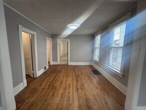 3331 N Whipple St in Chicago, IL - Building Photo - Building Photo