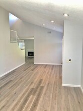 9550 Cedar Hill Ct in San Diego, CA - Building Photo - Building Photo