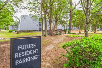 Summer Trace Apartments in Memphis, TN - Building Photo - Building Photo