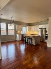 512 Larkfield Pl in Paso Robles, CA - Building Photo - Building Photo