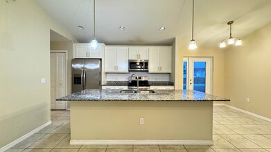 1734 NW 6th Pl in Cape Coral, FL - Building Photo - Building Photo