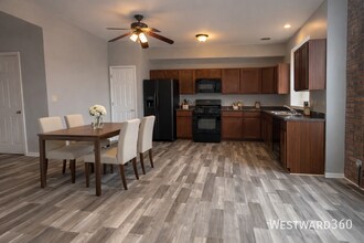 539 E 62nd St in Chicago, IL - Foto de edificio - Building Photo