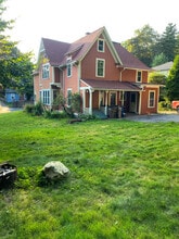 8 N Park St in Vernon, CT - Building Photo - Building Photo