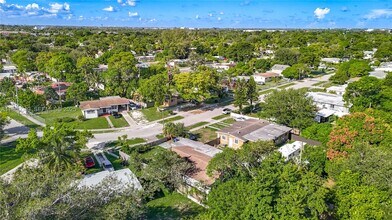 921 NW 14th St in Fort Lauderdale, FL - Building Photo - Building Photo