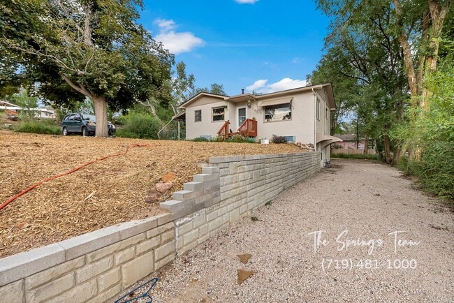 312 1/2 W St Vrain St in Colorado Springs, CO - Building Photo - Building Photo