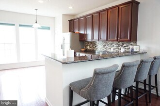 1403 Hampshire Ln in Chester Springs, PA - Building Photo - Building Photo