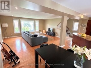 102 Monterey Dr in Ottawa, ON - Building Photo - Building Photo
